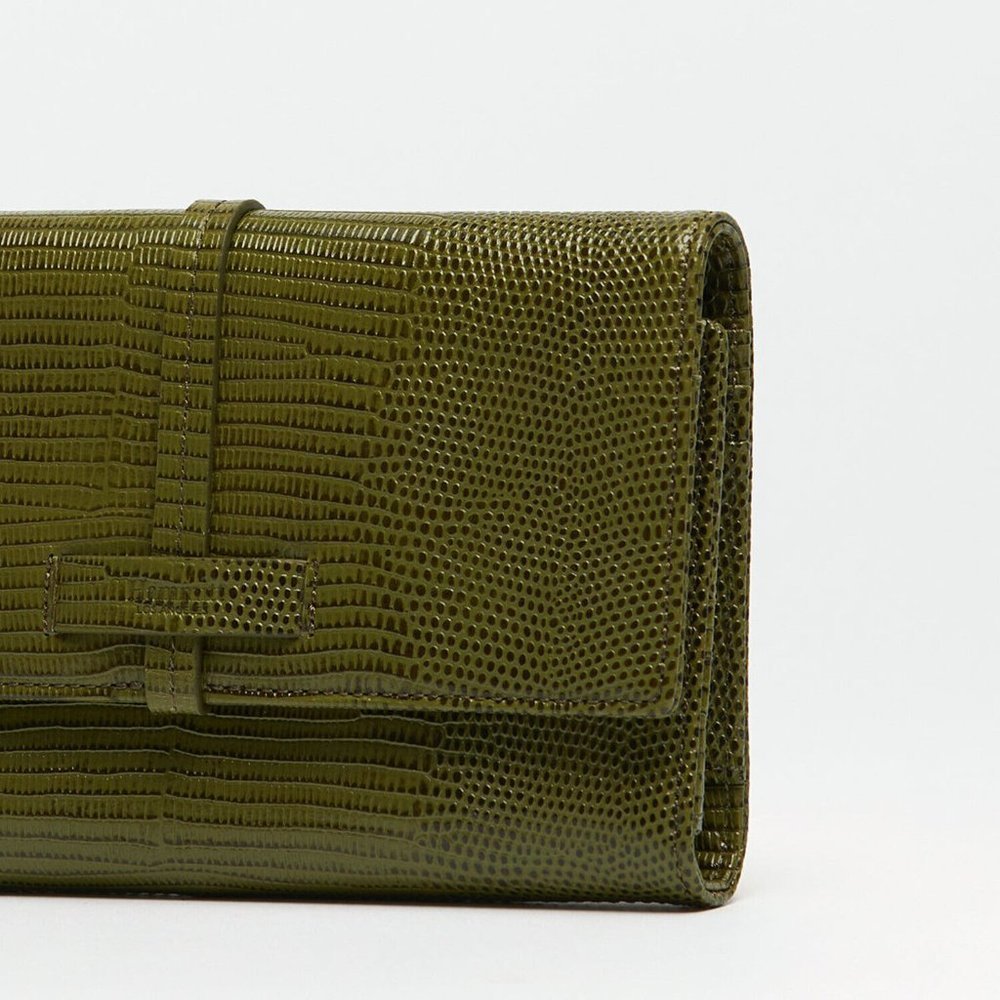 Hammitt Benjamin Leather Wallet In Evergreen Lizard One Size NWT - Picture 3 of 5